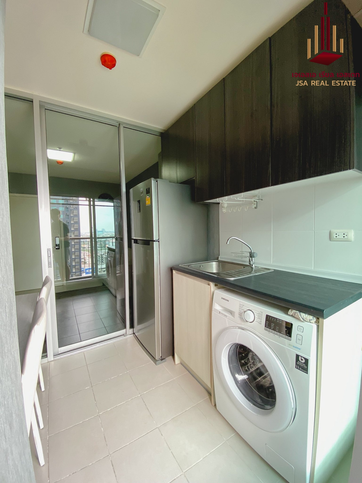 For SaleCondoRattanathibet, Sanambinna : ✨ For Sale: Aspire Rattanathibet 2 Condo ✨ 💰 Only 1,690,000 THB