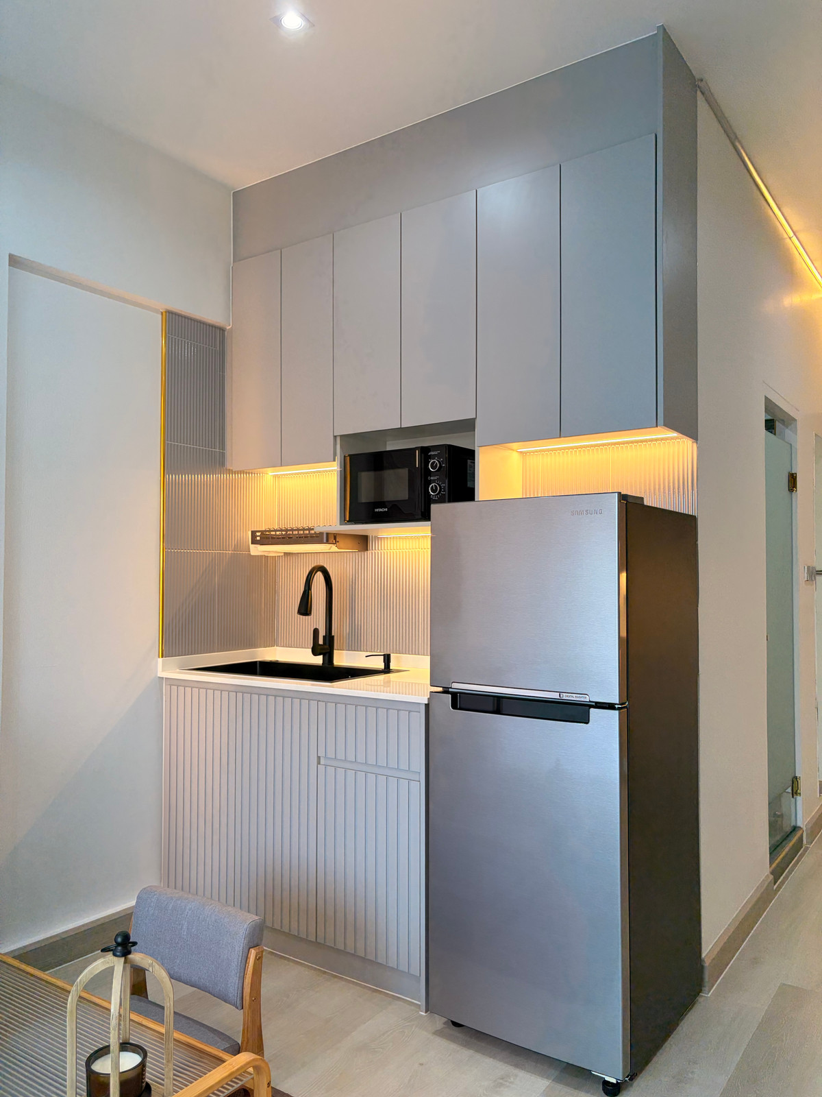 For RentCondoVipawadee, Don Mueang, Lak Si : Muji style condo Near Don Mueang Airport, free WiFi