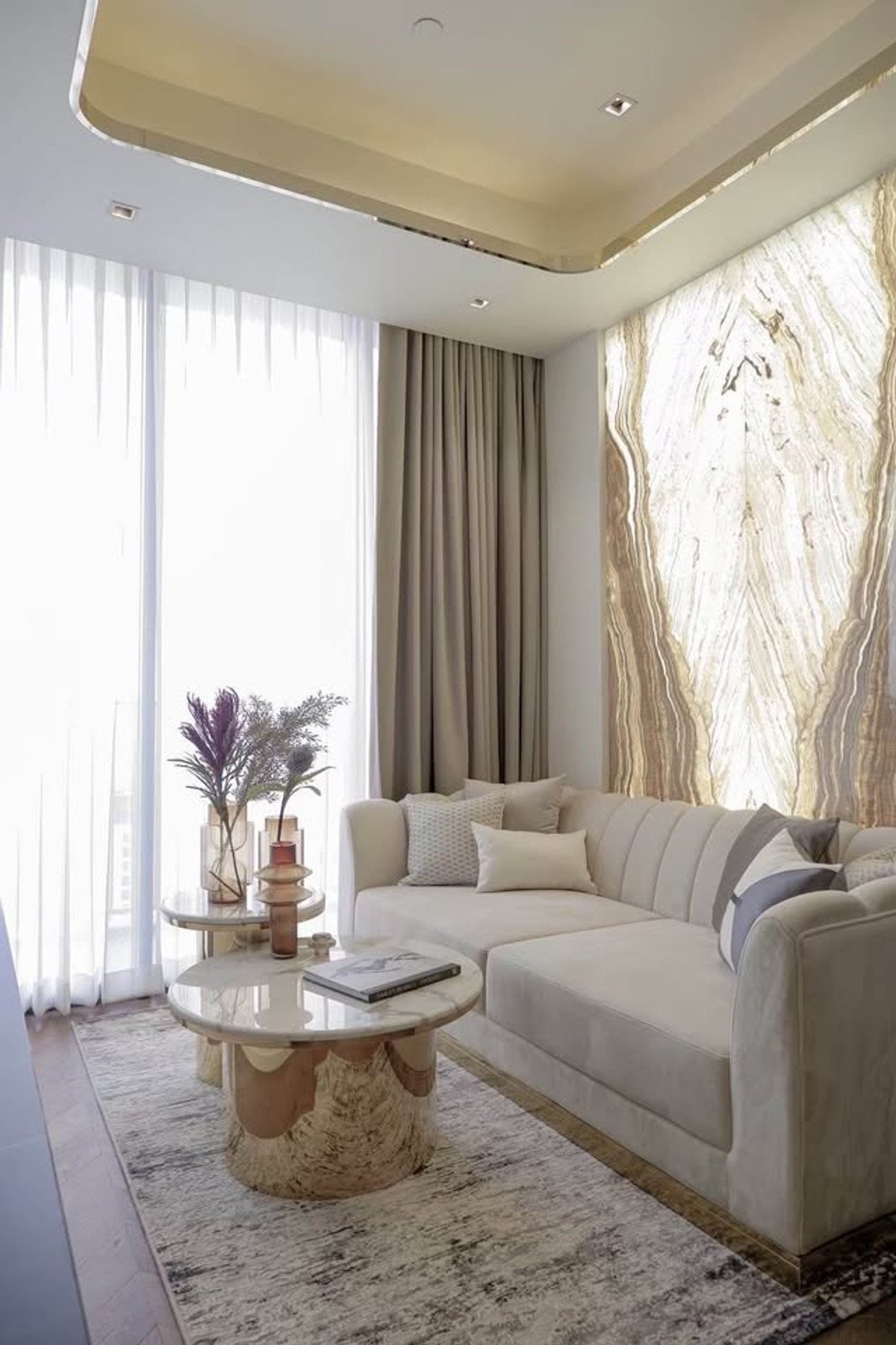 ให้เช่าคอนโดวิทยุ ชิดลม หลังสวน : 28 Chidlom ✨ ชั้น 25 วิวสวนนายเลิศ ห้องเงียบสงบที่สุดด้วยฉนวนกันเสียง SCG จัดเต็ม Dyson Gadgets พร้อมอ่างอาบน้ำ