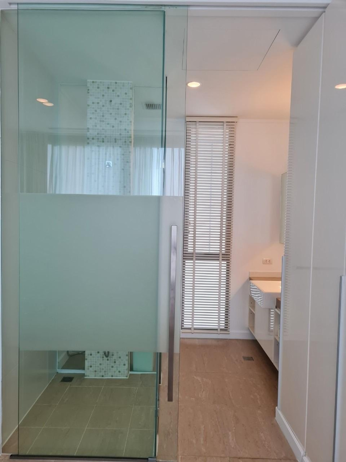 For RentCondoPattaya, Bangsaen, Chonburi : For rent NorthPoint Pattaya 39fl Best view (S03-0817) 