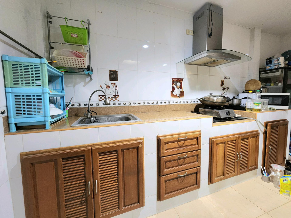 For SaleBang Sue, Wong Sawang, Tao Pun : Single-story house, Bang Sue location, near the market, near Yothinburana School.