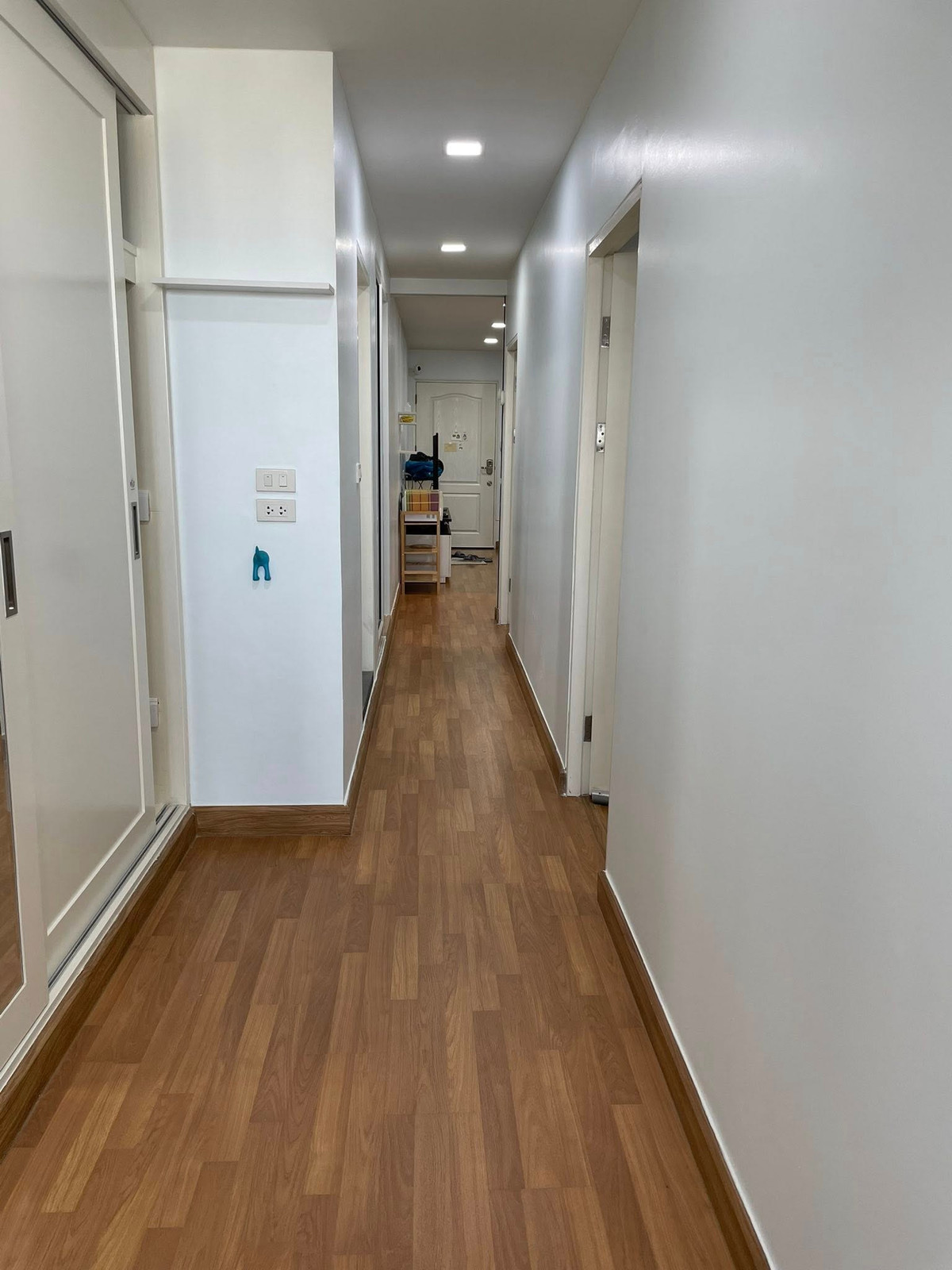 For RentCondoSilom, Saladaeng, Bangrak : 🏙️ State Tower for rent | BTS Saphan Taksin✨ Newly renovated room, fully decorated, ready to move in.