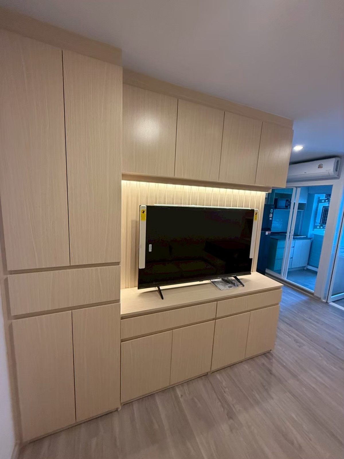 For RentCondoBangna, Bearing, Lasalle : Rent 1 bedroom, 1 bathroom, Regent Home Bangna (new project)