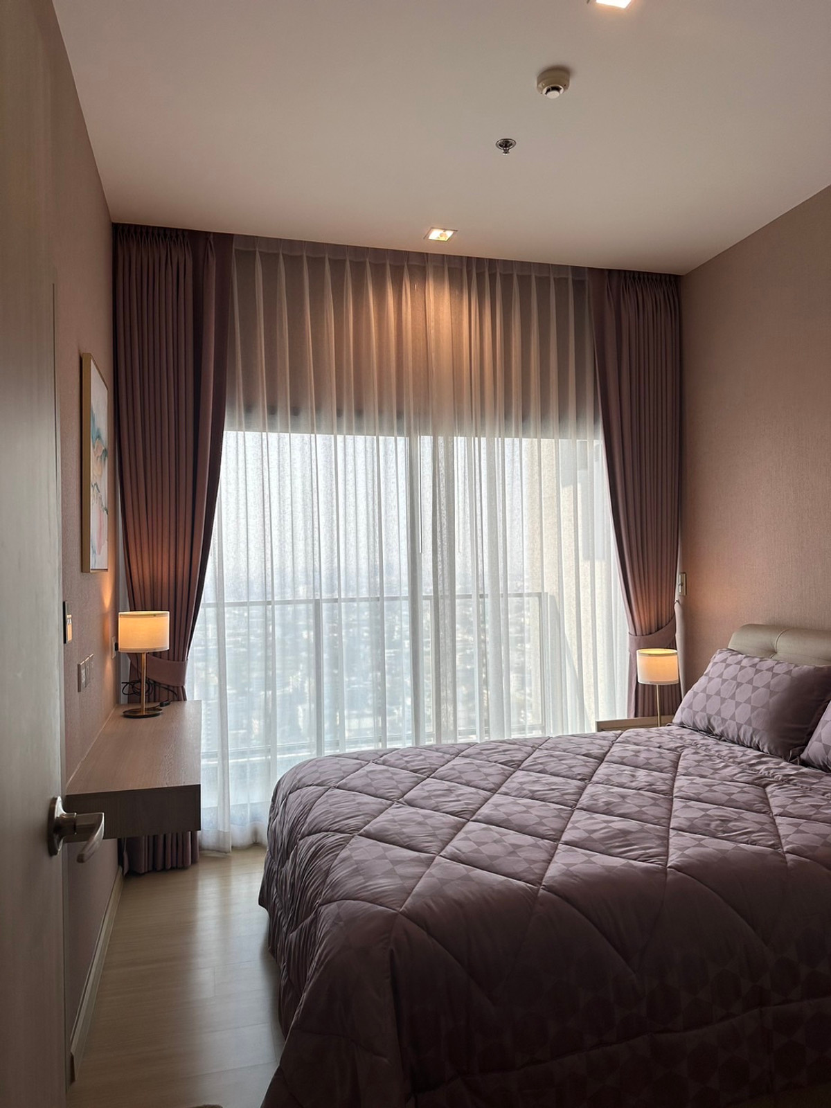 For RentCondoOnnut, Udomsuk : Hot Deal! 3BR Luxury Condo @ Wishdom Connect Sukhumvit | 128 sqm | High Floor | 120,000 THB