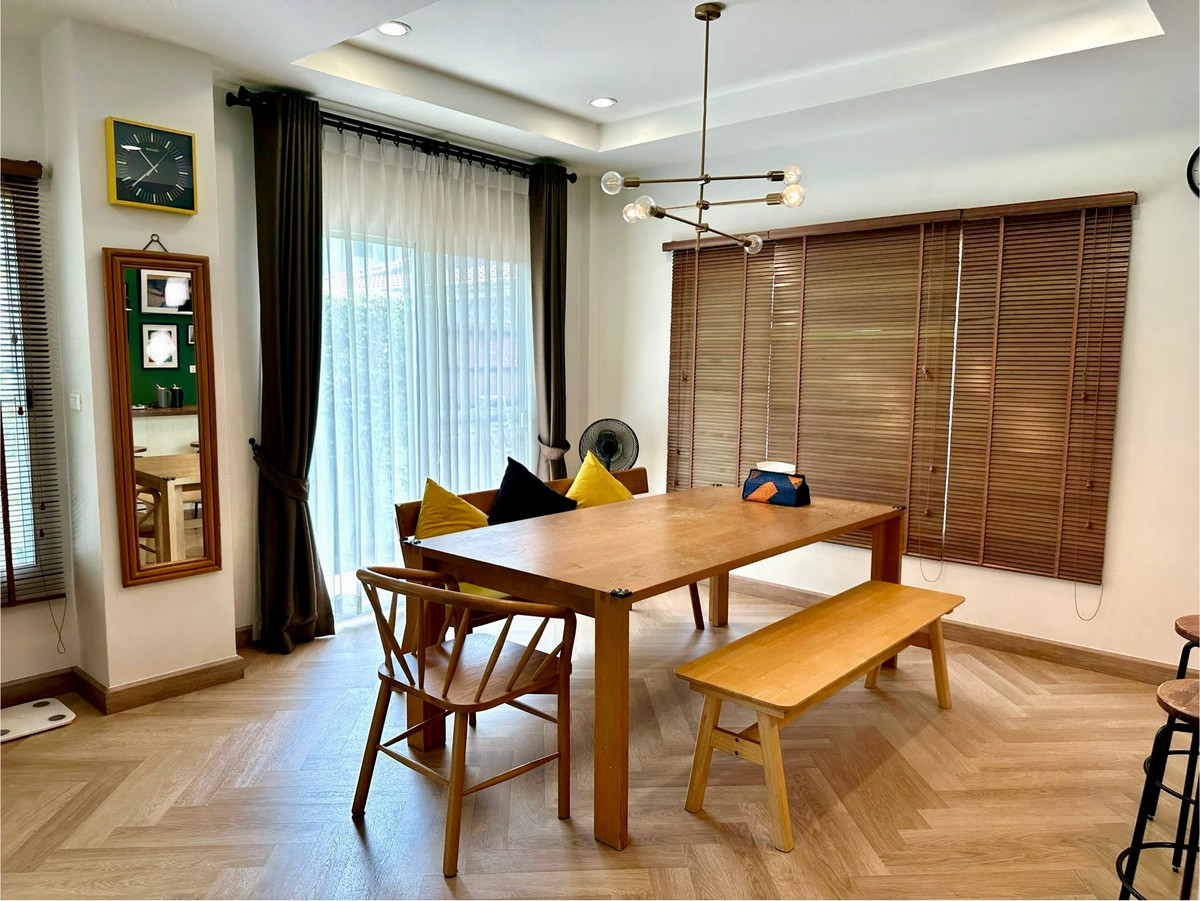 ขายบ้านมีนบุรี-ร่มเกล้า : ขายบ้านเดี่ยว 2 ชั้น Perfect Place รามคำแหง 164 Private Zone บ้านสวยบรรยากาศร่มรื่น ครัวขนาดใหญ่ พร้อมห้องอเนกประสงค์ อยู่สบาย ใกล้รถไฟฟ้าและกรุงเทพกรีฑาตัดใหม่