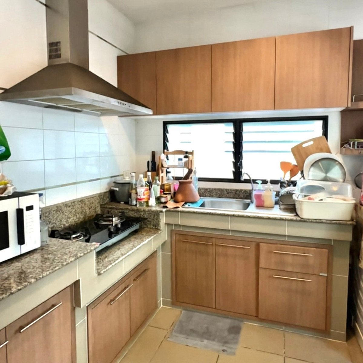 ขายบ้านนวมินทร์ รามอินทรา : ขายบ้านโครงการคุณภาพ วิวทะเลสาบ บรรยากาศดี 