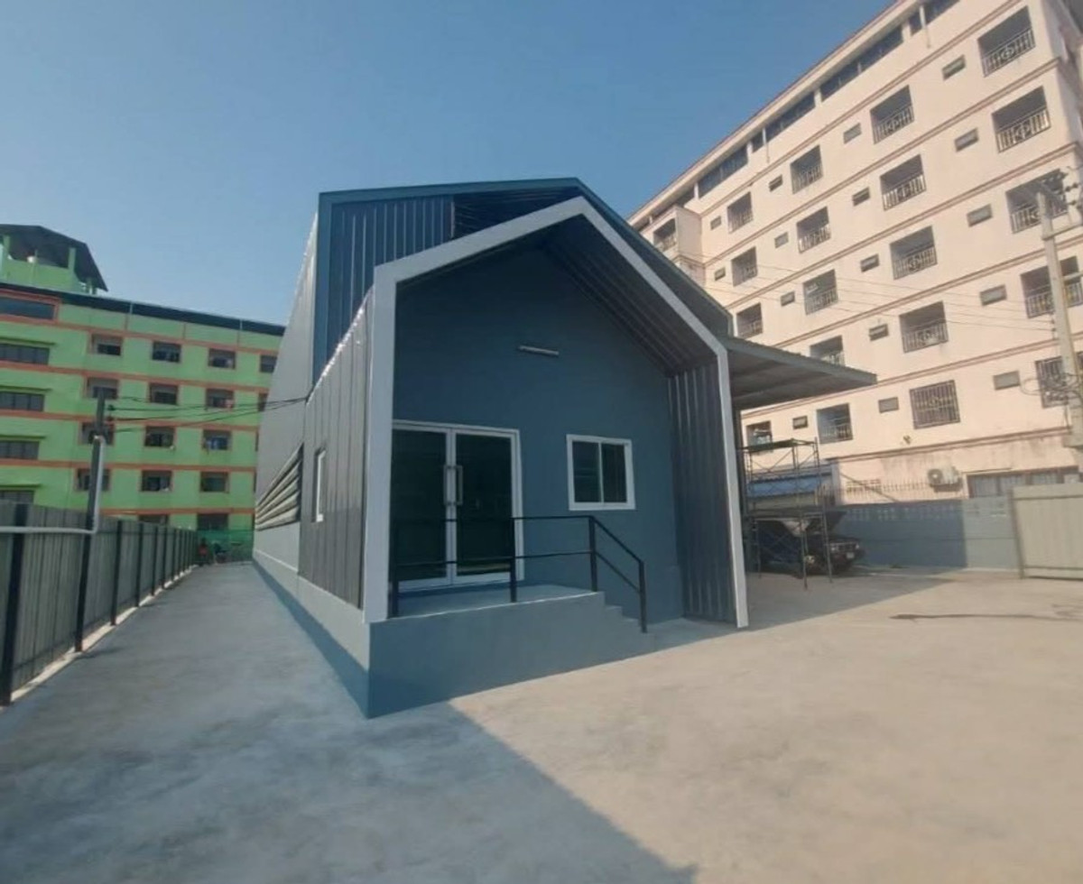 For RentWarehousePathum Thani,Rangsit, Thammasat : For Rent, 📦 Warehouse & Office 🟪Dark Purple Zone📏 Usable area 359 sqm. ⛳ Khlong Luang, Pathum Thani 