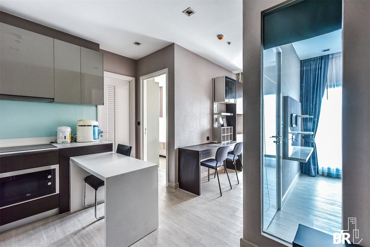 CondoSapankwai,Jatujak : 1 step to BTS Saphan Khwai
The Signature By Urbano
by KPunPun 063-642-5995 (line)