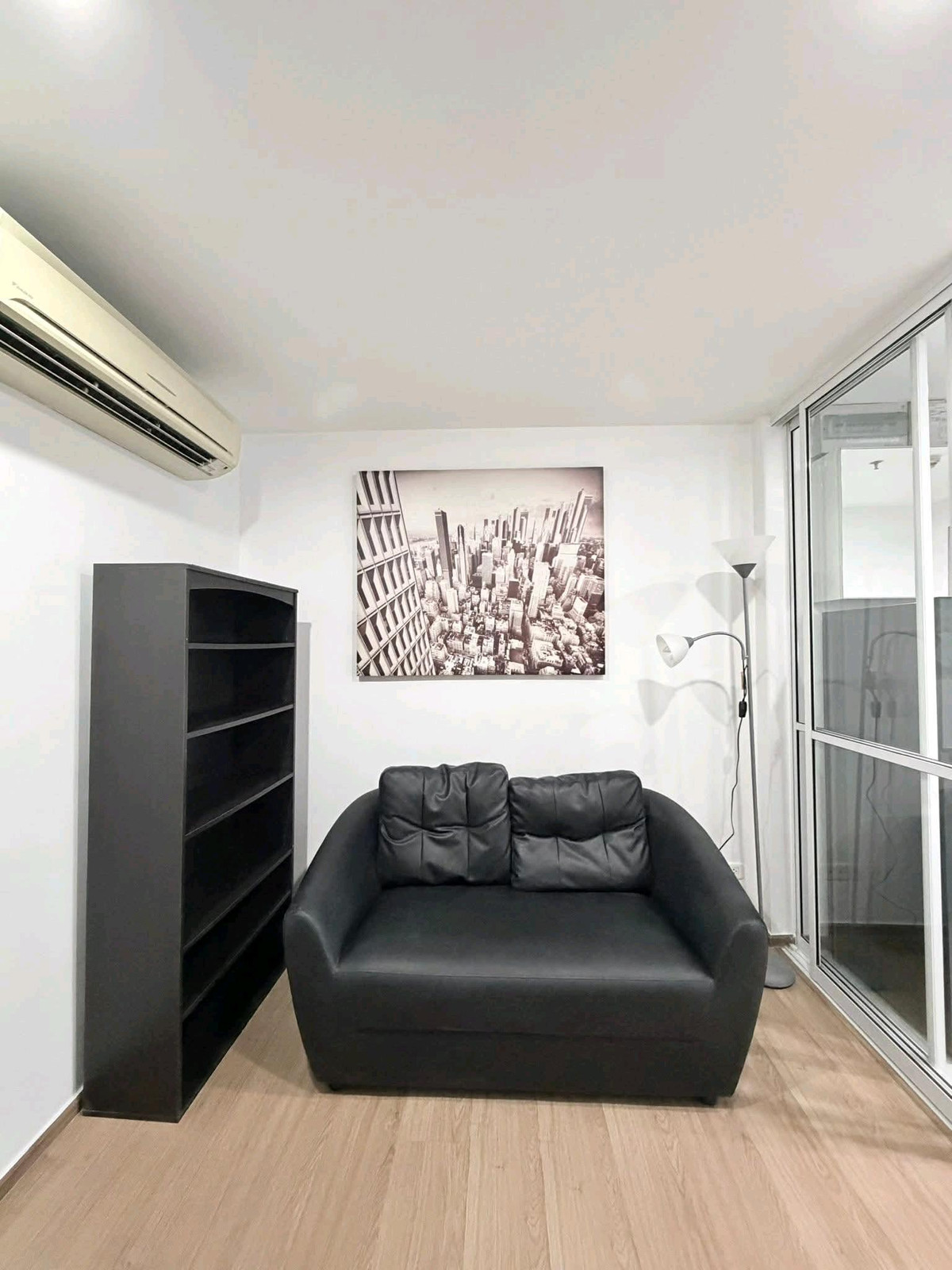 For RentCondoOnnut, Udomsuk : 🌿🚆 Condo, good location, near BTS On Nut, convenient travel, close to lifestyle area T77, complete in one place.