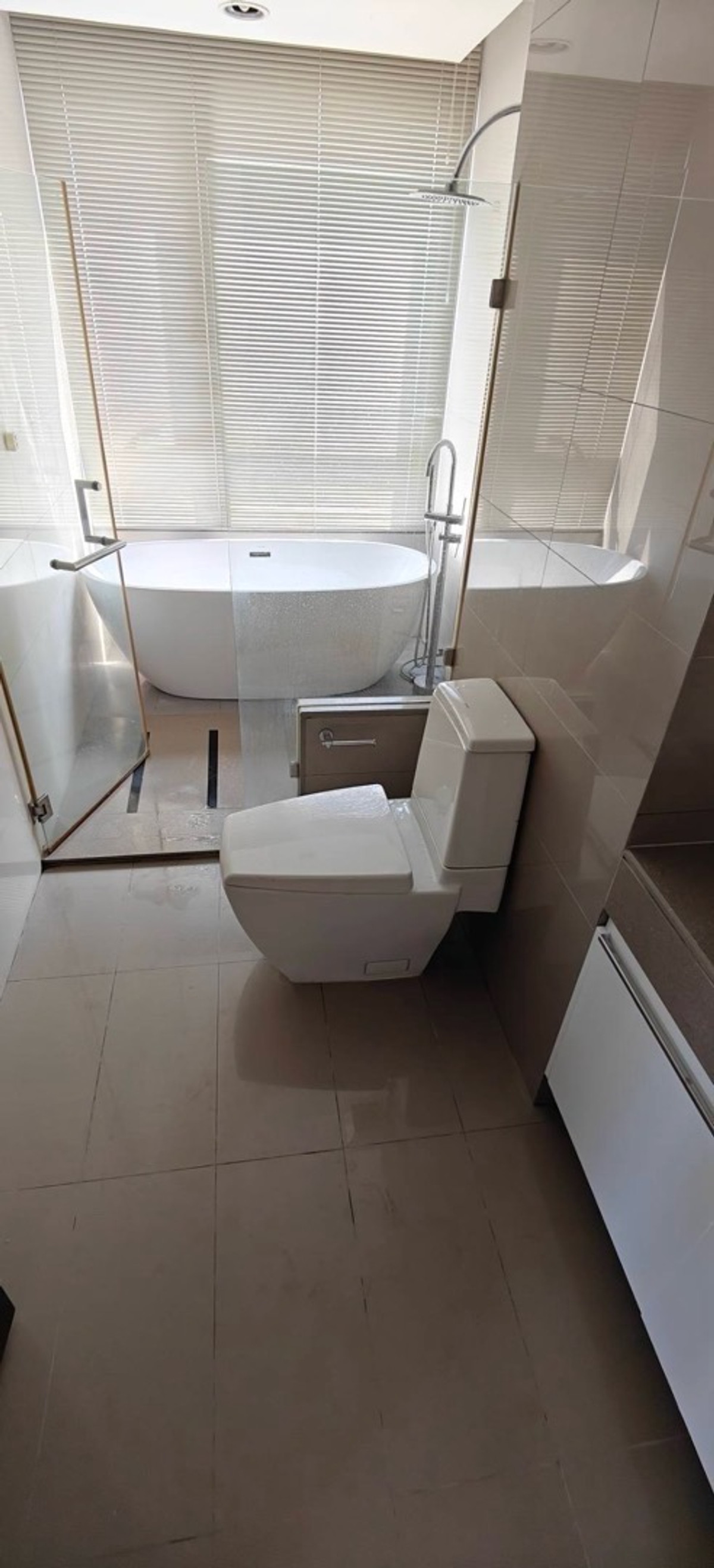 ให้เช่าคอนโดราชเทวี พญาไท : ให้เช่า คอนโด the address Phayathai 
ขนาด 65 ตรม bts พญาไท
2 ห้องนอน 1ห้องน้ำ
ราคา 32,000/เดือน 
โทร 093-028-1245
