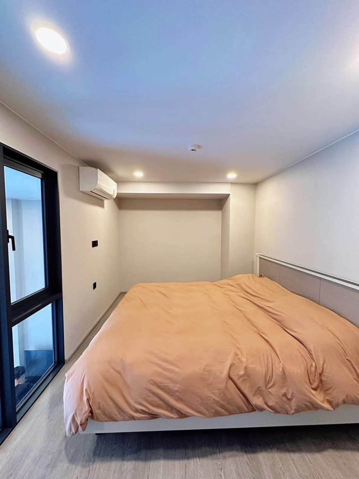 For RentCondoSiam Paragon ,Chulalongkorn,Samyan : For rent: Cooper Siam 1BR Duplex, high ceiling, airy, comfortable, near BTS Stadium.