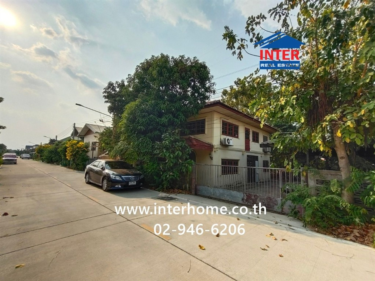 ขายบ้านปทุมธานี รังสิต ธรรมศาสตร์ : ที่ดิน + บ้านเดี่ยว 2 ชั้น 138 ตร.ว. ที่ดิน + บ้านเดี่ยว ซอยคลองหลงซอย8 ถนนพหลโยธิน ถนนวิภาวดี-รังสิต คลองหลวง ปทุมธานี