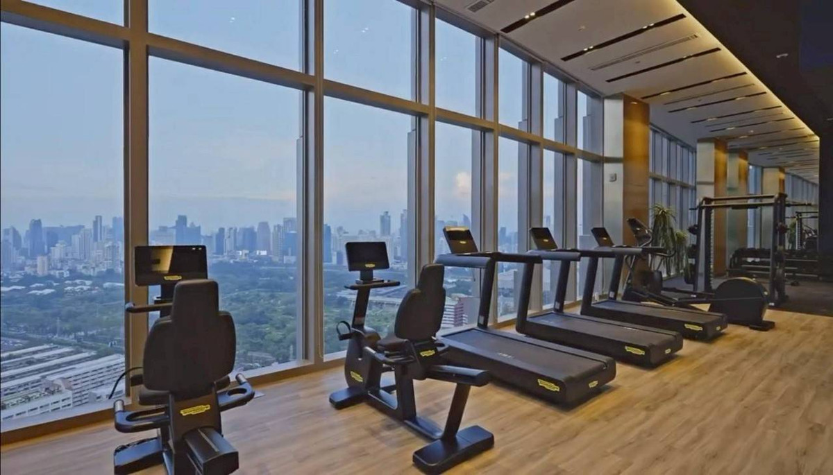 For RentCondoKhlongtoei, Kluaynamthai : Condo for rent, The Crown Residence (45 sq m.), 1 bedroom, 1 bathroom, Benjakitti Park view.