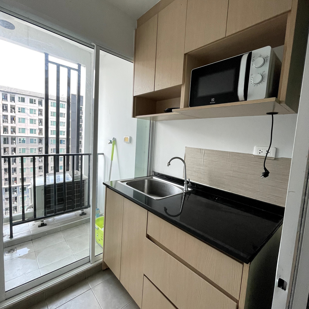 ให้เช่าคอนโดบางซื่อ วงศ์สว่าง เตาปูน : คอนโดให้เช่า - MRT บางซ่อน  —-รีเจ้นท์ โฮม  บางซ่อน 28—-