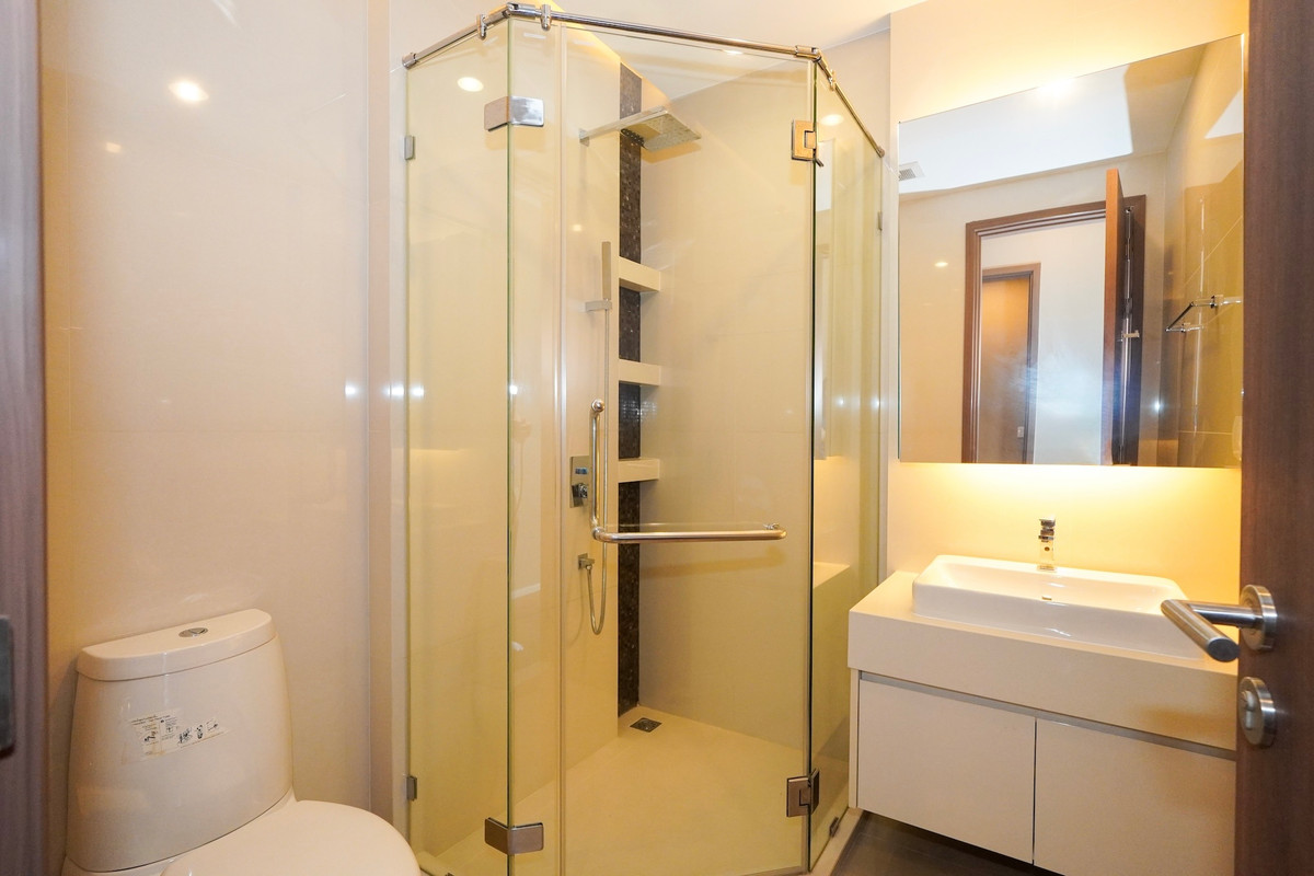 For SaleCondoSathorn, Narathiwat : Best Price🎉 River View Condo📍Menam Residence, 3 BR, 3 Parkings, Near Shrewsbury School