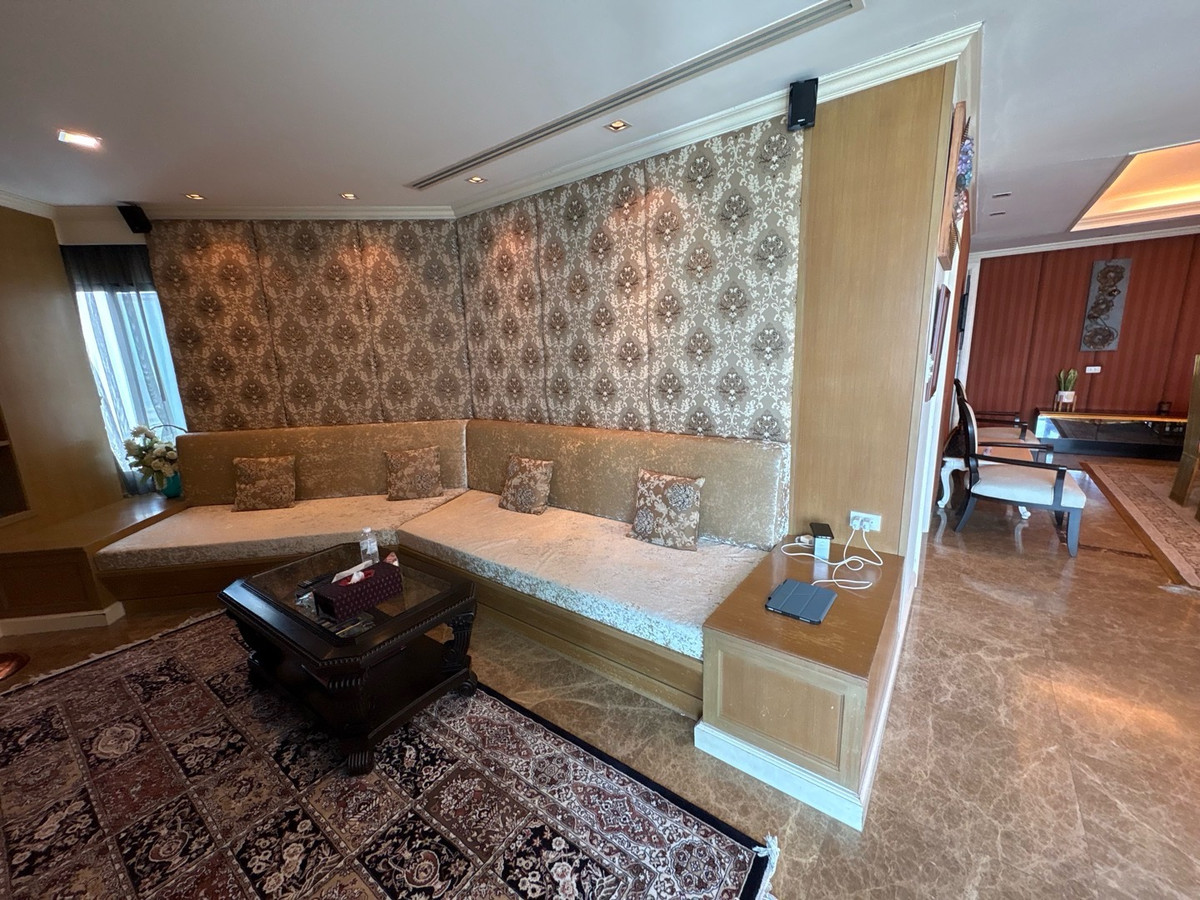 ขายคอนโดสาทร นราธิวาส : 🔥Sell 3BR 4BR+ 1Maid🔥Floor33🔥223sqm🔥29M🔥