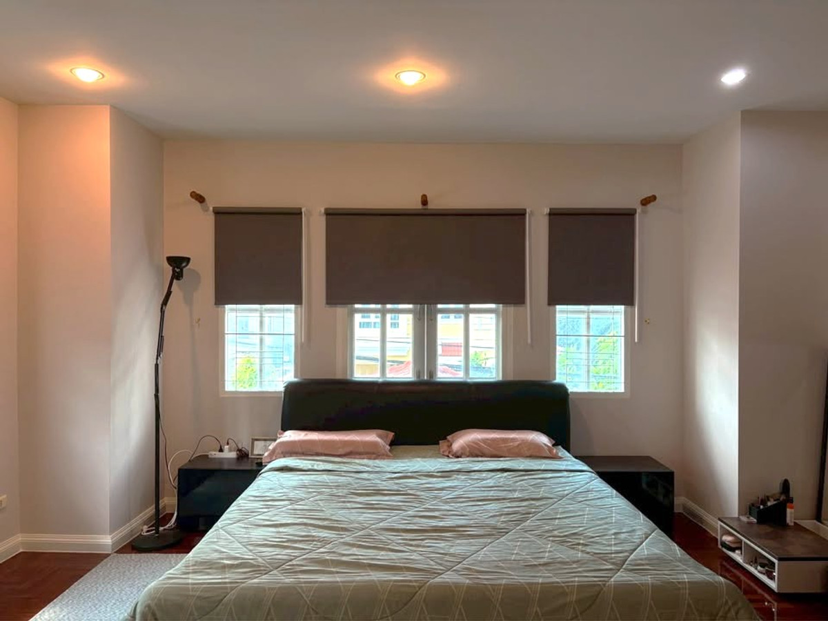 For RentHouseMin Buri, Romklao : Perfect Place Ramkhamhaeng 164