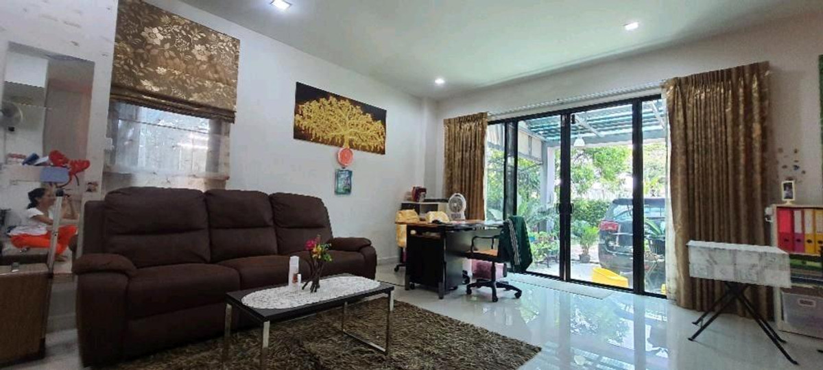 ทาวน์โฮมเกษตร นวมินทร์ ลาดปลาเค้า : ขาย/ ให้เช่าทาว์นโฮม  3 ชั้น 3 หัองนอน 250 ตรม หลังมุม หมู่บ้านอีโค-สเปซ เกษตร-นวมินทร์