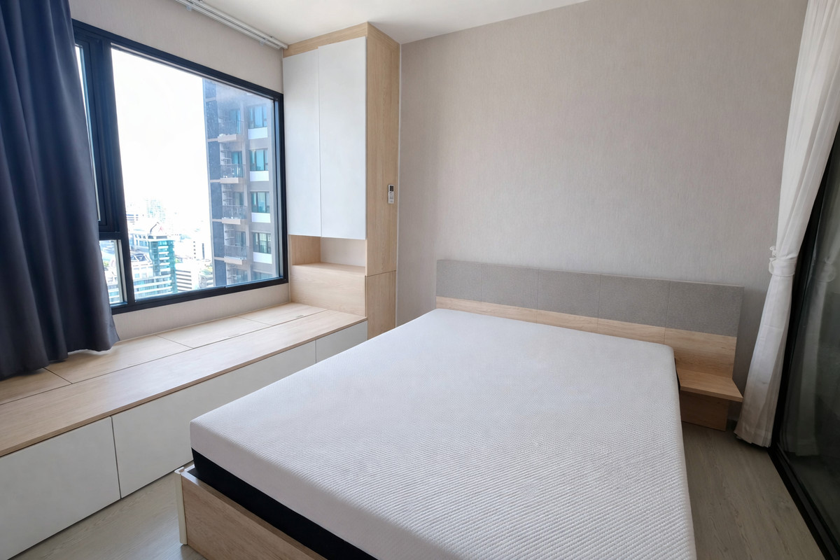 คอนโดพระราม 9 เพชรบุรีตัดใหม่ RCA : 🔥 Life Asoke ห้อง 1 Bed Plus — อยู่เองก็ดี ทำงานก็ได้ นัดชมได้เลยวันนี้ โทร.063-6165390