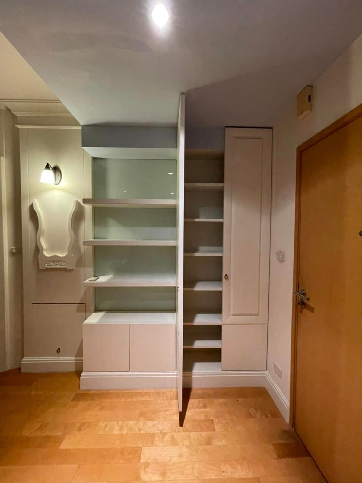 ให้เช่าคอนโดราชเทวี พญาไท : Villa Rachatewi【𝐑𝐄𝐍𝐓】🔥กลิ่นอายคลาสสิก นุ่มลึกอย่างมีสไตล์🔥 ติดต่อไลน์ไอดี: @hacondo