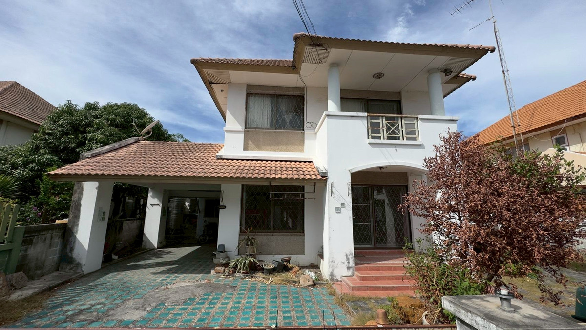 ขายบ้านพัทยา บางแสน ชลบุรี สัตหีบ : ขายด่วน !!! Rare Item บ้านเดี่ยวที่ดินใหญ่สะใจ 83 ตร.ว ทำเลทองใกล้บางแสน-หนองมน หมู่บ้านคันทรี่ปาร์ค ชลบุรี (บางแสน-ห้วยกะปิ) ราคานี้หาไม่ได้แล้ว !!