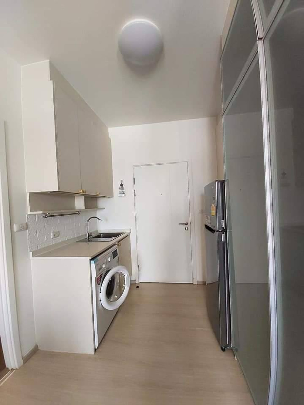 For RentCondoRatchadapisek, Huaikwang, Suttisan : Condo for rent near MRT Huai Khwang Chapter One Eco Ratchada-Huai kwang 089-6620022