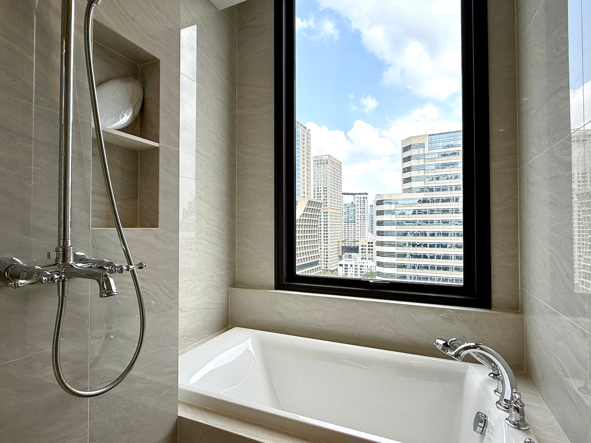 For RentCondoWitthayu, Chidlom, Langsuan, Ploenchit : 2 bedroom condo, beautifully decorated, ready for rent in Soi Tonson, Lang Suan area. Near Lumphini Park