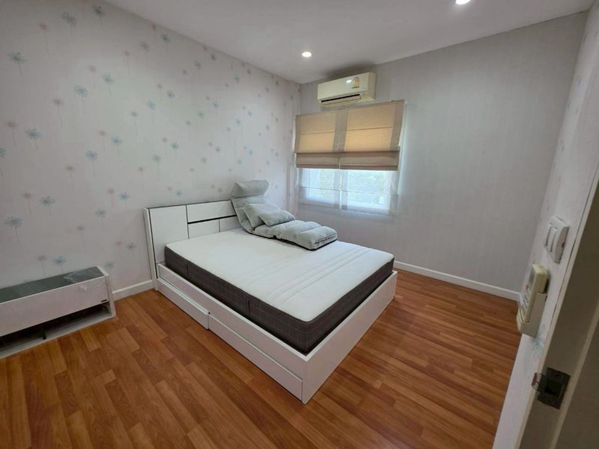 For SaleTownhomeLadkrabang, Suwannaphum Airport : The Metro Rama 9 / 3 Bedrooms (FOR SALE), The Metro Rama 9 / 3 Bedrooms (For Sale) FON301