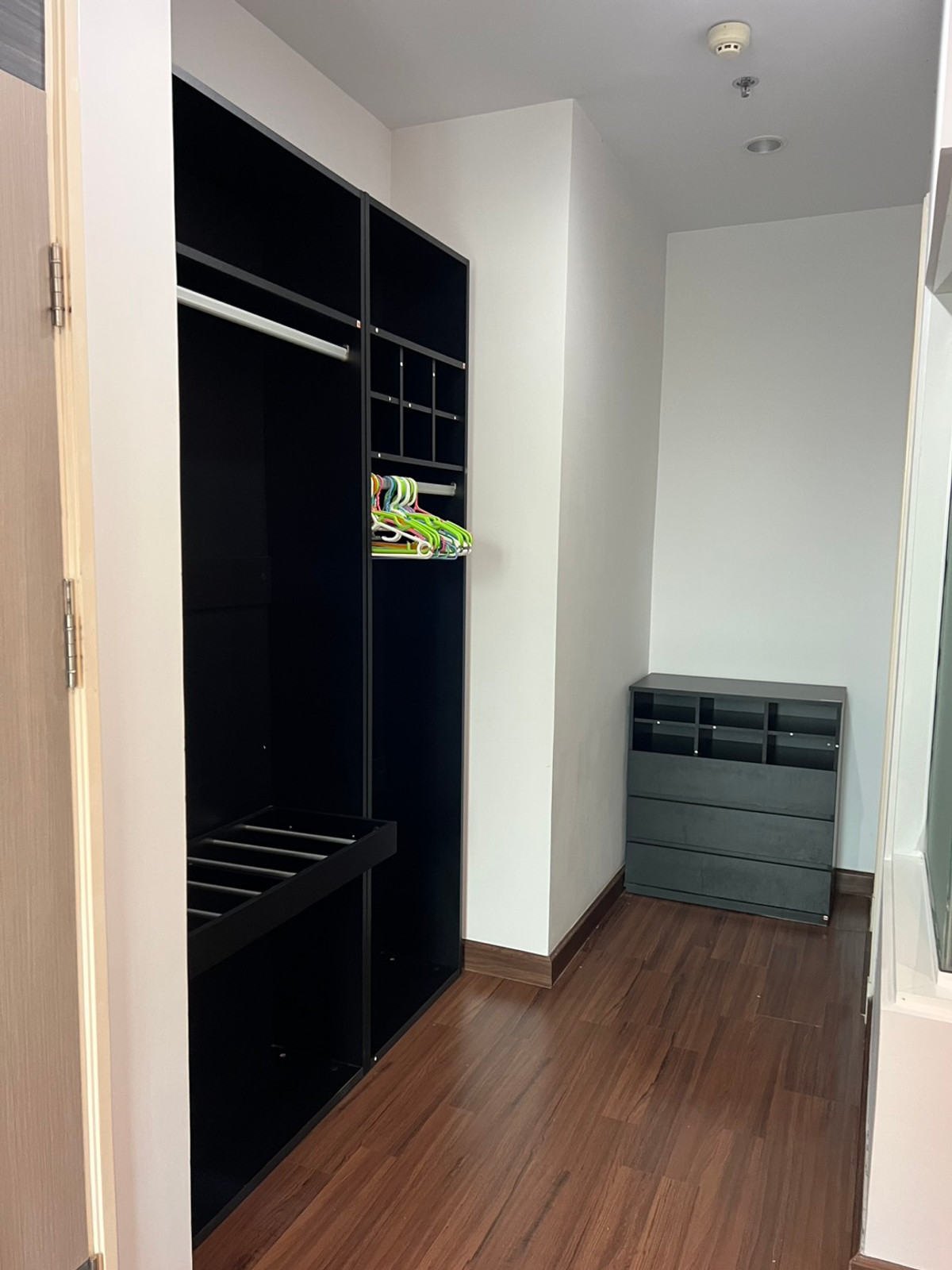 For RentCondoRama9, Petchburi, RCA : [STOP! This deal is an absolute "Godsend"... How is this price even possible at Asoke Intersection? 💎✨]  🔥 Supalai Premier @Asoke - Mind-Blowing Price! Only 21,000 THB/Month! 🔥 (Normally, units at Asoke-Phetchaburi in this size go for 25,000++; 