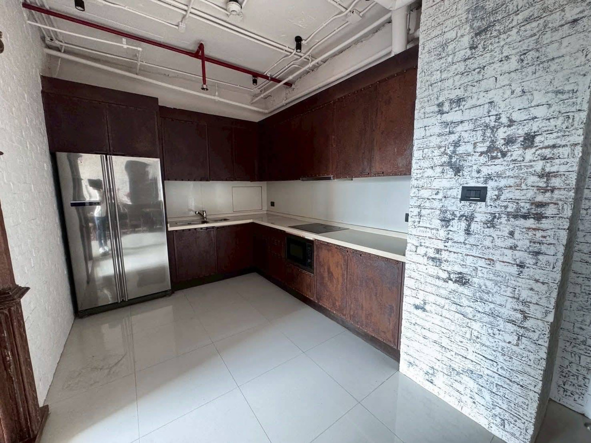 For RentCondoSukhumvit, Asoke, Thonglor : Pet Friendly Condo for Rent Sukhumvit Near BTS Phrom Phong | 3 Bedroom Condo 137 Sq.m. Ideal for Expat Family Living in Sukhumvit Area