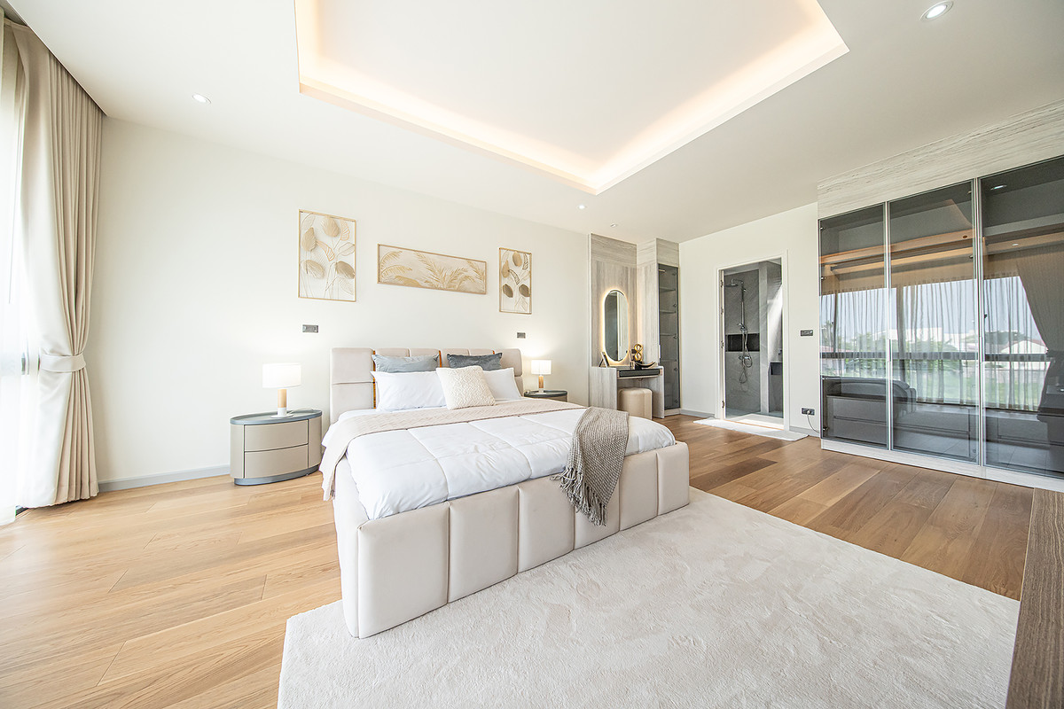 ขายบ้านโชคชัย4 ลาดพร้าว71 : [ขาย] ✨ บ้านเดี่ยว 3 ชั้น สไตล์ Modern Luxury พรีเมียมที่สุดในลาดพร้าว 101 | Feel Town ✨ แต่งครบ พร้อมลากกระเป๋าเข้าอยู่! เพียง 13.99 ล้าน (Rare Item มีเพียง 9 หลังในโครงการ!)