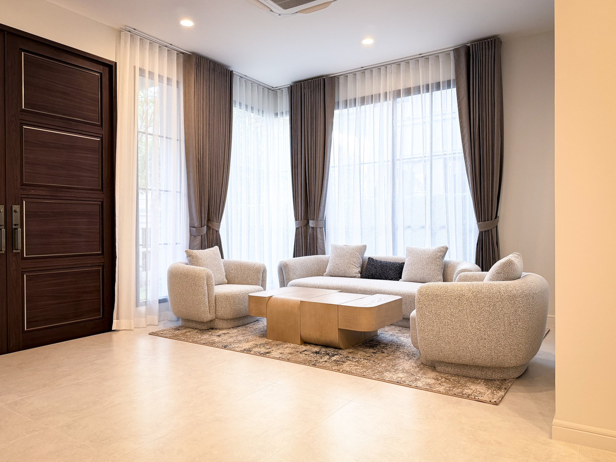 ให้เช่าบ้านเกษตรศาสตร์ รัชโยธิน : 🔥 FOR RENT🔥 | นาราสิริ พหล–วัชรพล  บ้านหรูใหม่เอี่ยม 100% ไม่เคยเข้าอยู่ เฟอร์ครบ พร้อมเข้าอยู่ทันที ✨