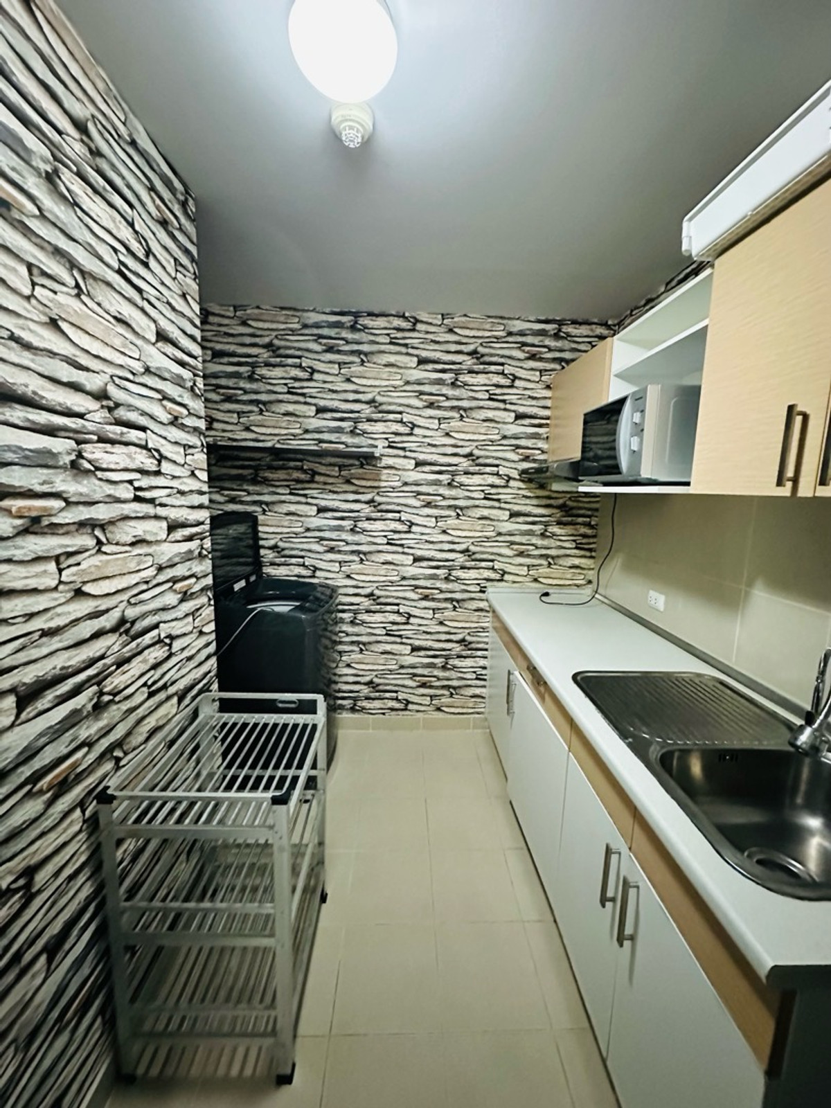 For RentCondoRattanathibet, Sanambinna : Spacious room, comfortable, near MRT Nonthaburi Government Center, easy travel, 2 bedrooms.