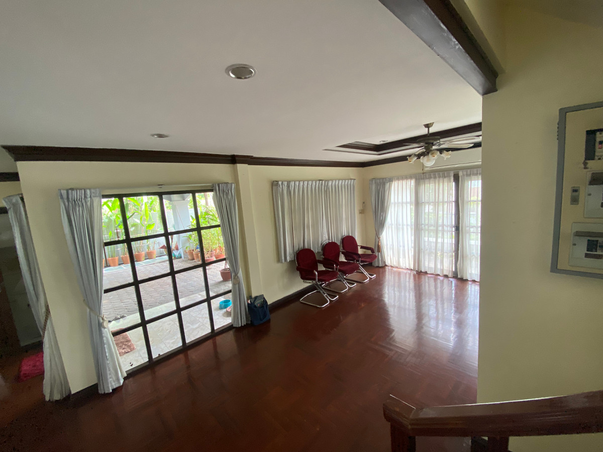 ขายบ้านพัฒนาการ ศรีนครินทร์ : เพียง800 เมตร จากสถานีศรีอุดม บ้านเดี่ยว 98.9 ตารางวา 