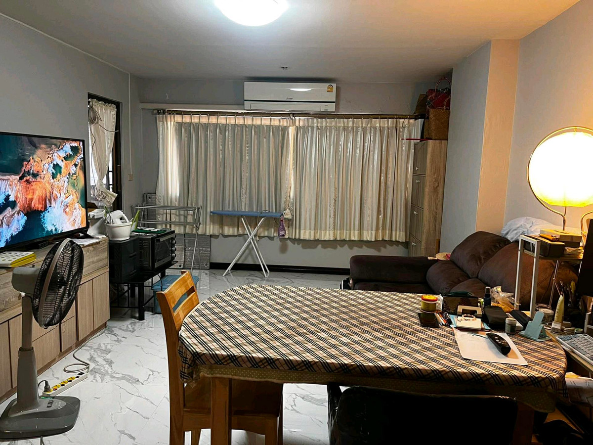 ขายคอนโดอ่อนนุช อุดมสุข : ขายด่วน บ้านอ่อนนุช คอนโดมิเนี่ยม 
76 ตร.ม. 2 ห้องนอน ราคาพิเศษ 2,300,000 บาท 