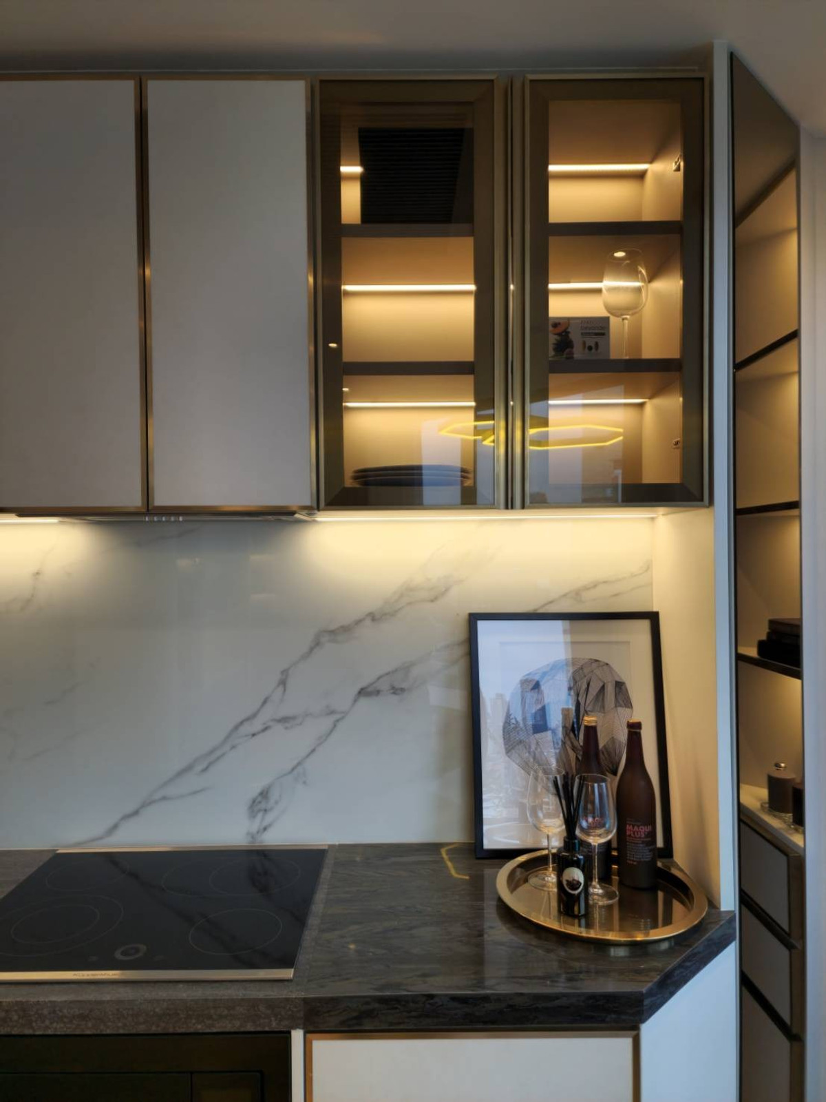 ให้เช่าคอนโดพระราม 9 เพชรบุรีตัดใหม่ RCA : Condo for rent Rama 9 Luxury condo near MRT Rama 9 2 bedroom condo Ashton Asoke Rama 9