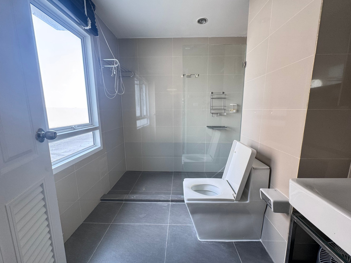 ให้เช่าคอนโดลาดพร้าว เซ็นทรัลลาดพร้าว : Sym Vibha Ladprao 2 ห้องนอน ห้องมุม รีโนเวทใหม่ ทำเลดีมาก ใกล้ central ladprao สวนจตุจักร, bts ,mrt