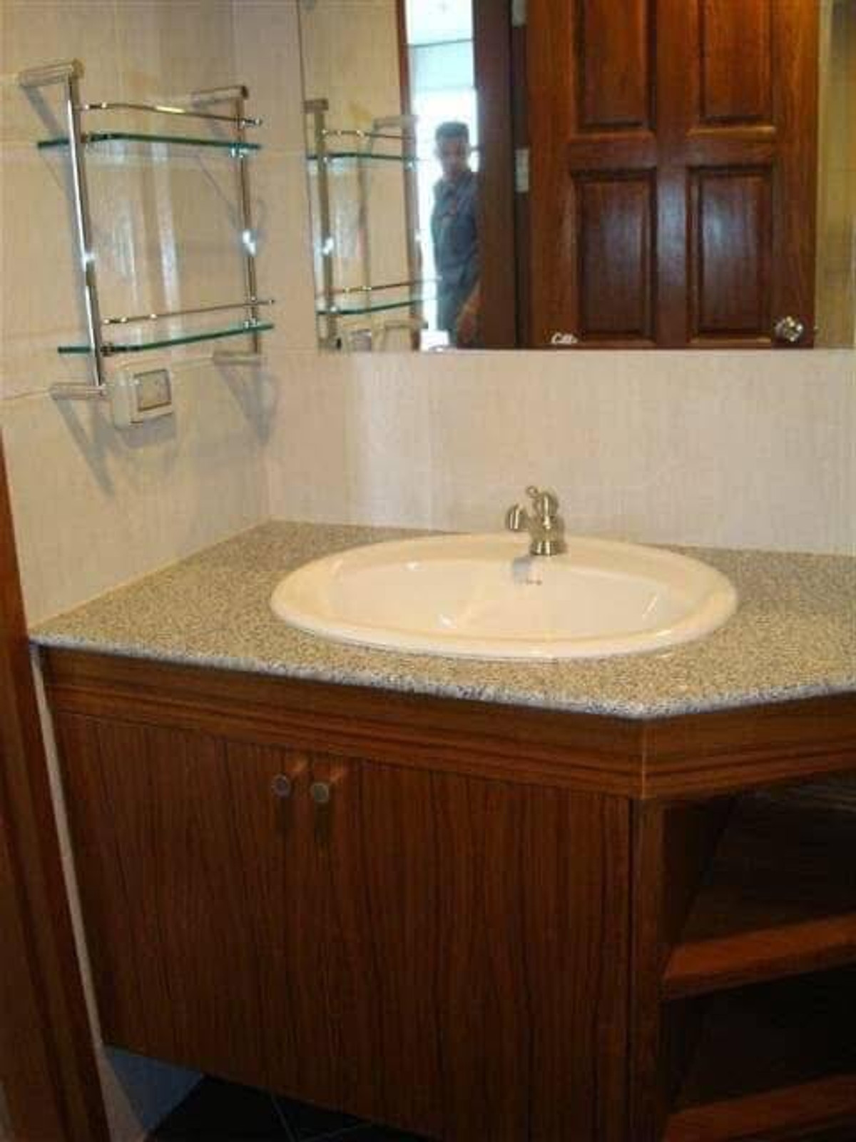 ให้เช่าคอนโดสุขุมวิท อโศก ทองหล่อ : #E352 🎉030469 ให้เช่าคอนโด Condo One X