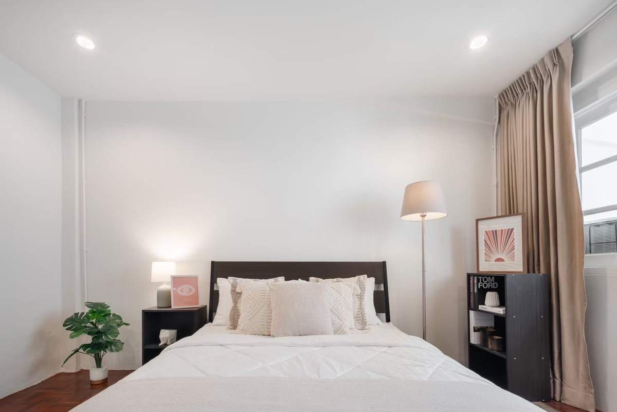 ให้เช่าทาวน์โฮมสมุทรปราการ สำโรง : หมู่บ้านศิริคาม (Sirikham Village) สุขุมวิท 72 ตั้งอยู่ในซอยสุขุมวิท 72 ตำบลสำโรงเหนือ