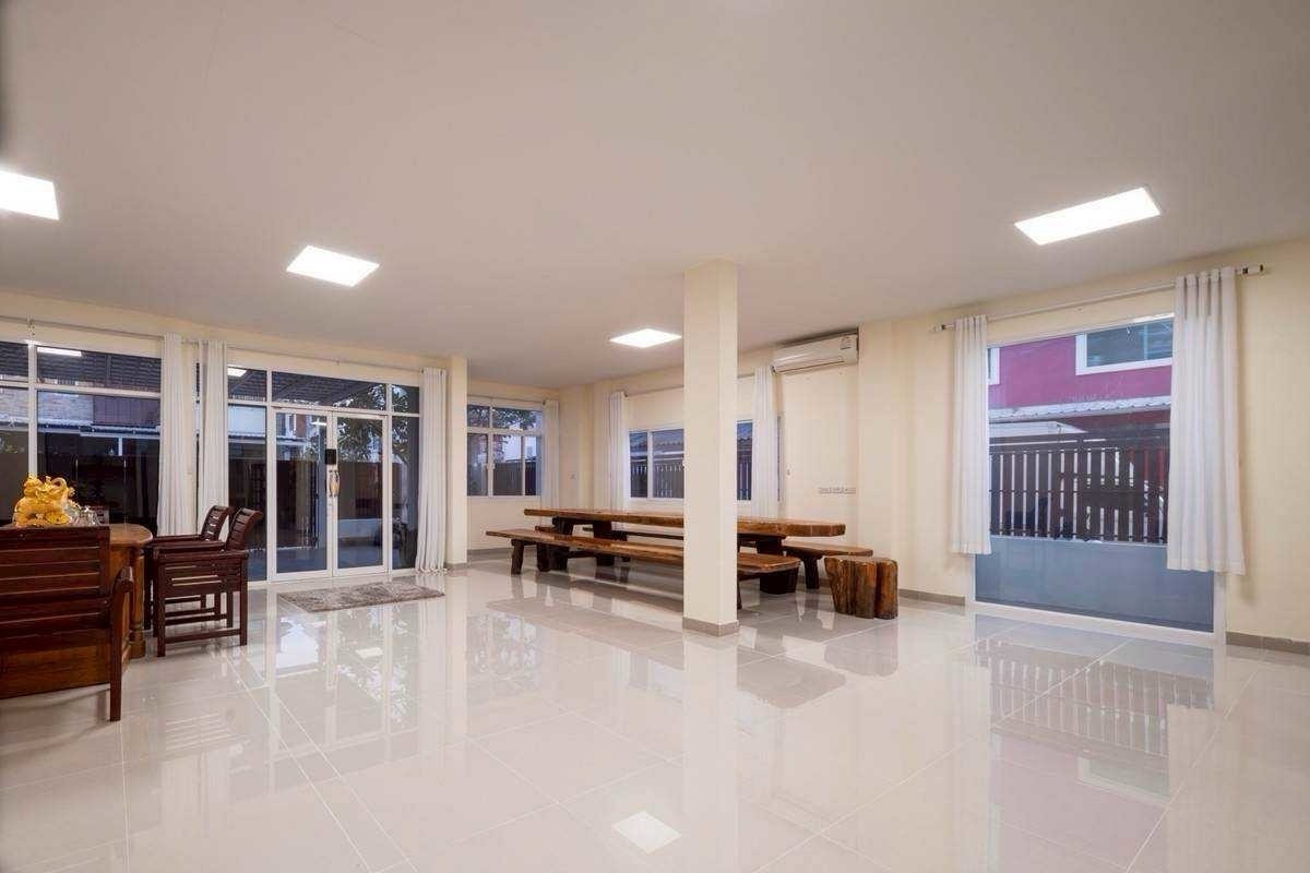 ให้เช่าทาวน์โฮมลาดพร้าว101 แฮปปี้แลนด์ : ให้เช่า Townhome บ้านบดินทร์ลาดพร้าว112 🌲🔆🔆 联排别墅出租，Baan Bodin Ladprao 112。