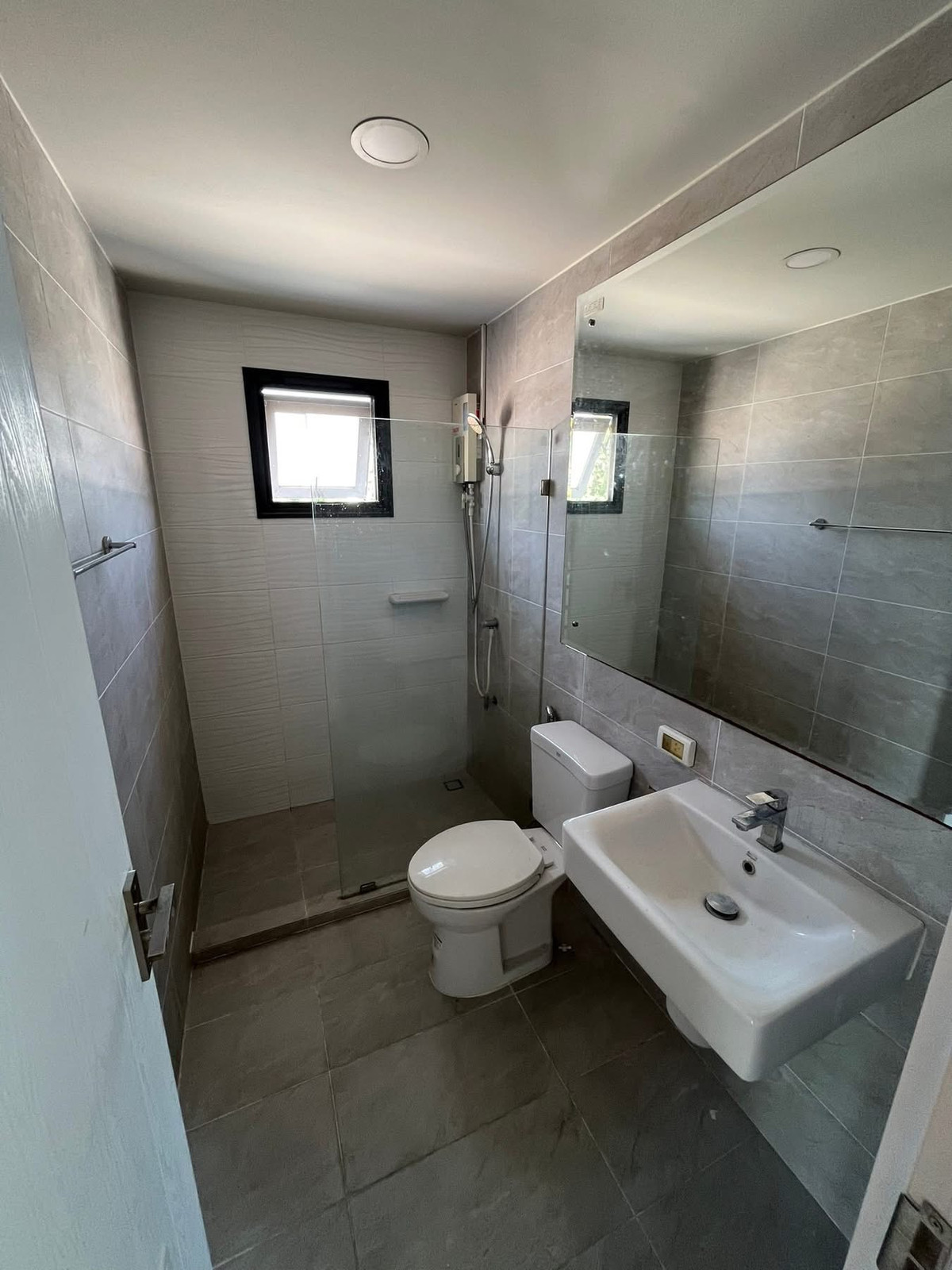 ให้เช่าบ้านสมุทรปราการ สำโรง : ให้เช่าบ้านเดี่ยว Britania บางนา กม.12 ใกล้แม็คโคร บางพลี และ mega bangna 