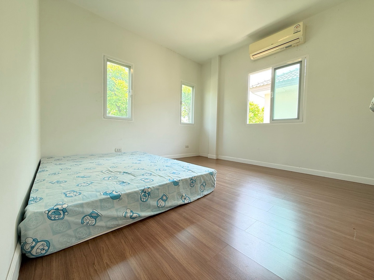 For SaleHouseRathburana, Suksawat : Complete functions, all in one house, large house up to 83 sq m. Saransiri Pracha Uthit - Suksawat Location next to the main road