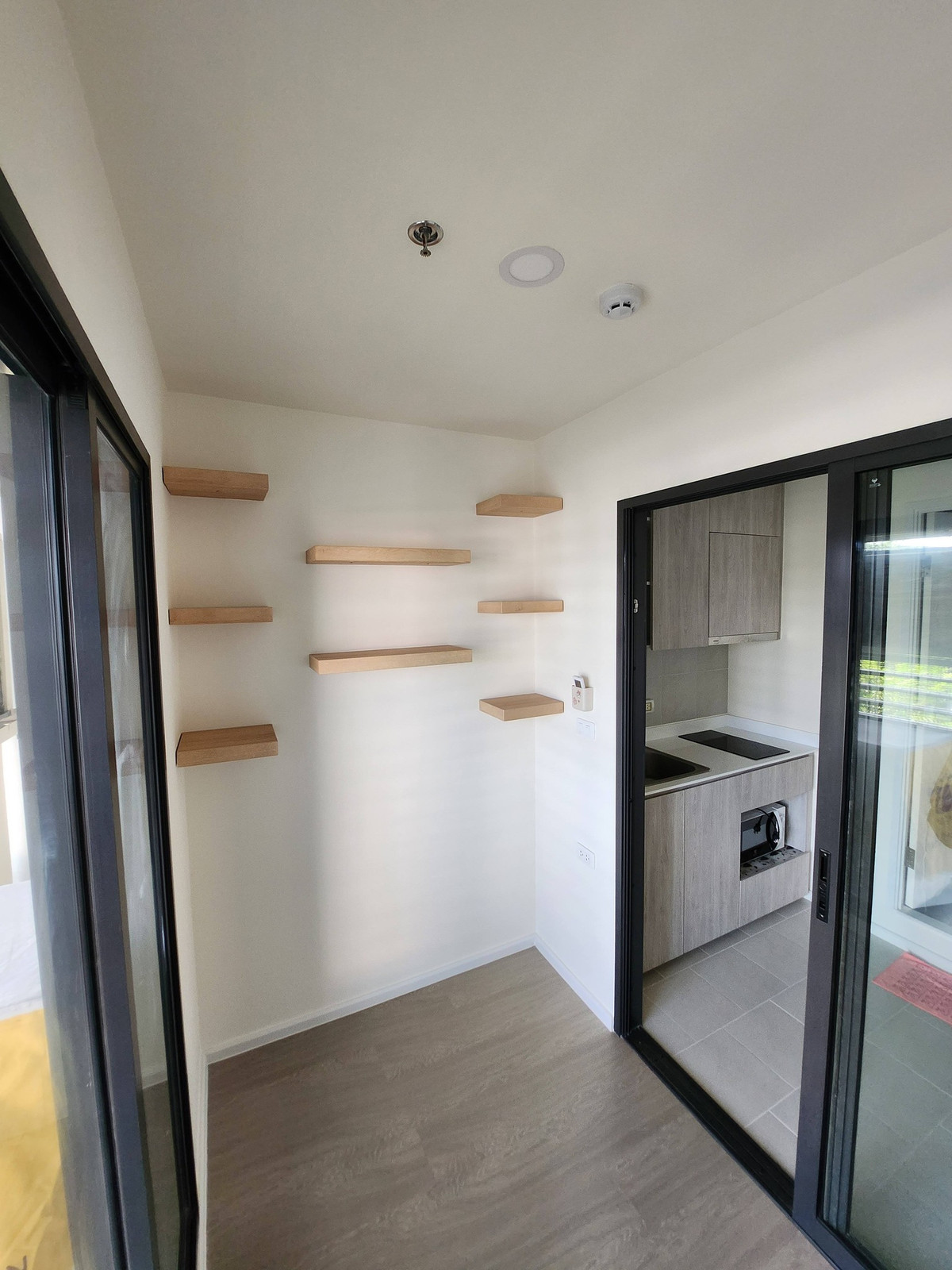 ให้เช่าคอนโดปิ่นเกล้า จรัญสนิทวงศ์ : *** ให้เช่าคอนโด : เซียล่า จรัญ 13 (Ciela Charan 13)***  