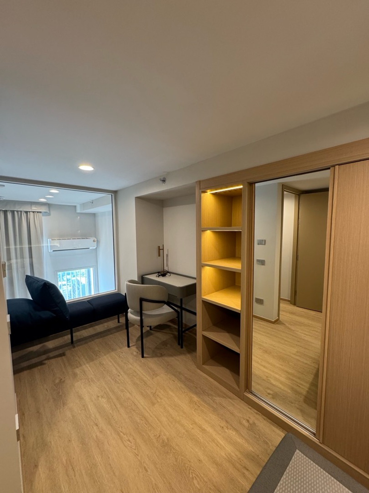 For RentCondoSiam Paragon ,Chulalongkorn,Samyan : For rent, new room, ready to move in, Culture Chula, price 32,000 baht, contact 0869017364.