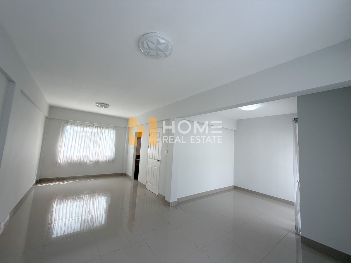 For SaleTownhomeKasetsart, Ratchayothin : Supalai Ville Ekamai - Ramindra / 3 Bedrooms (FOR SALE) MNT029