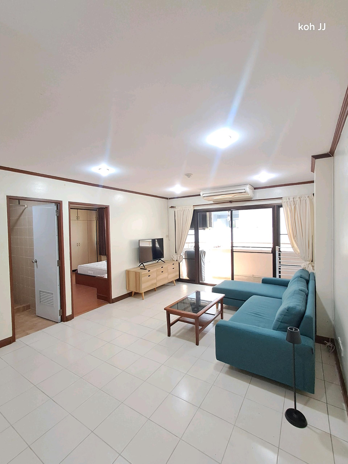 ให้เช่าคอนโดสุขุมวิท อโศก ทองหล่อ : FOR RENT Rare Item! ห้องใหญ่ 3 ห้องนอน สุขุมวิท 26 อารีย์เพลส คอนโดมิเนียม
​พื้นที่กว้าง 105 ตร.ม. | ใกล้ BTS พร้อมพงษ์ & K-Village | ราคาดีที่สุดในย่านนี้!