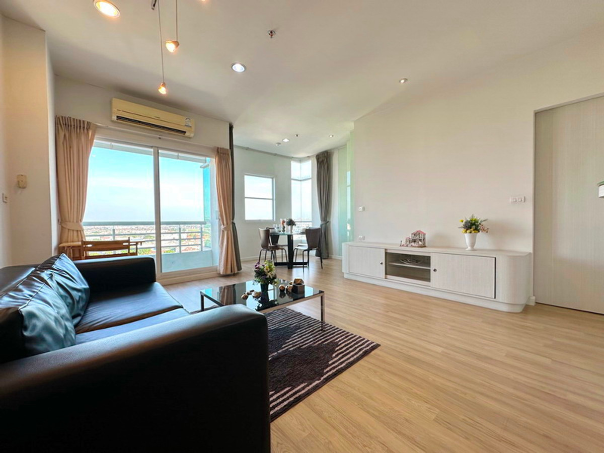 ให้เช่าคอนโดพัฒนาการ ศรีนครินทร์ : ให้เช่าคอนโด - ห้องสวย วิวเปิดโล่ง! Unblocked View ห้องโปร่งสบาย อยู่แล้วไม่อึดอัด | 1 Bedroom 68 sq.m.