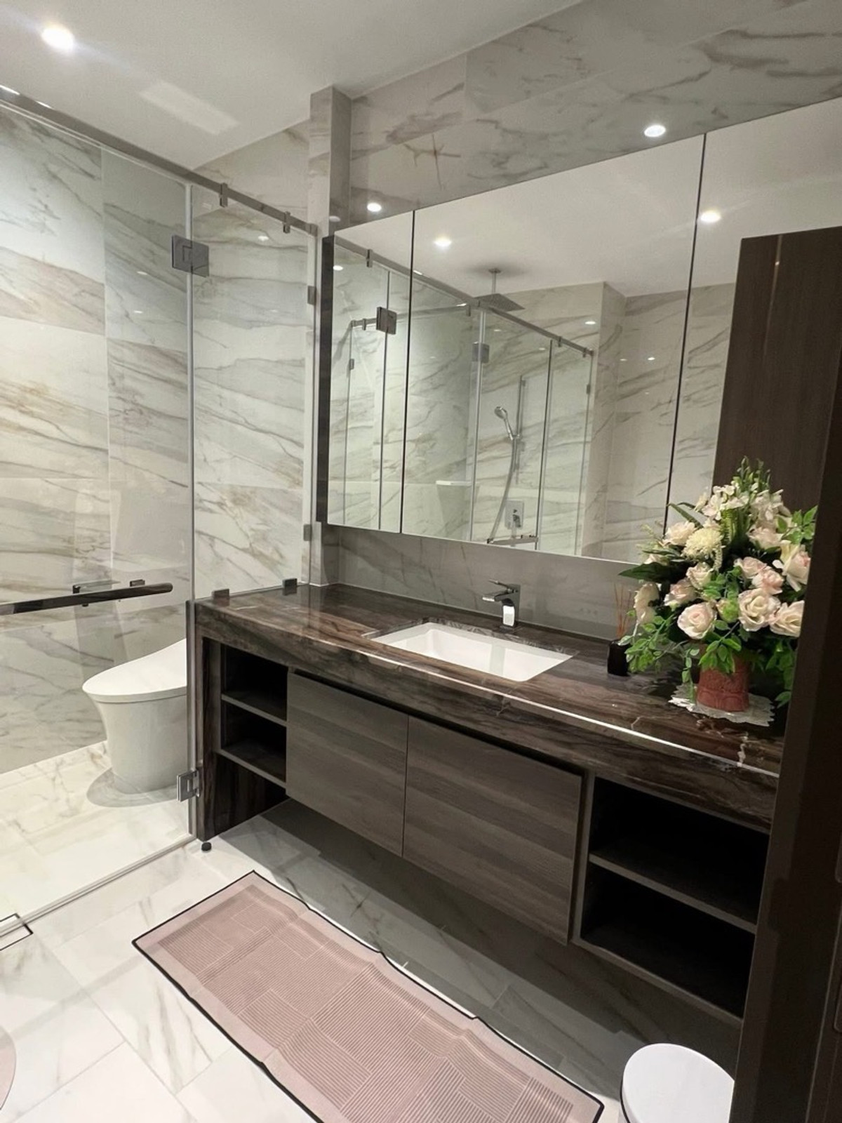 For RentCondoSathorn, Narathiwat : Supalai Icon Sathorn Condo for Rent 3 Bedroom 101 sq.m High Floor Near BTS Chong Nonsi MRT Lumphini