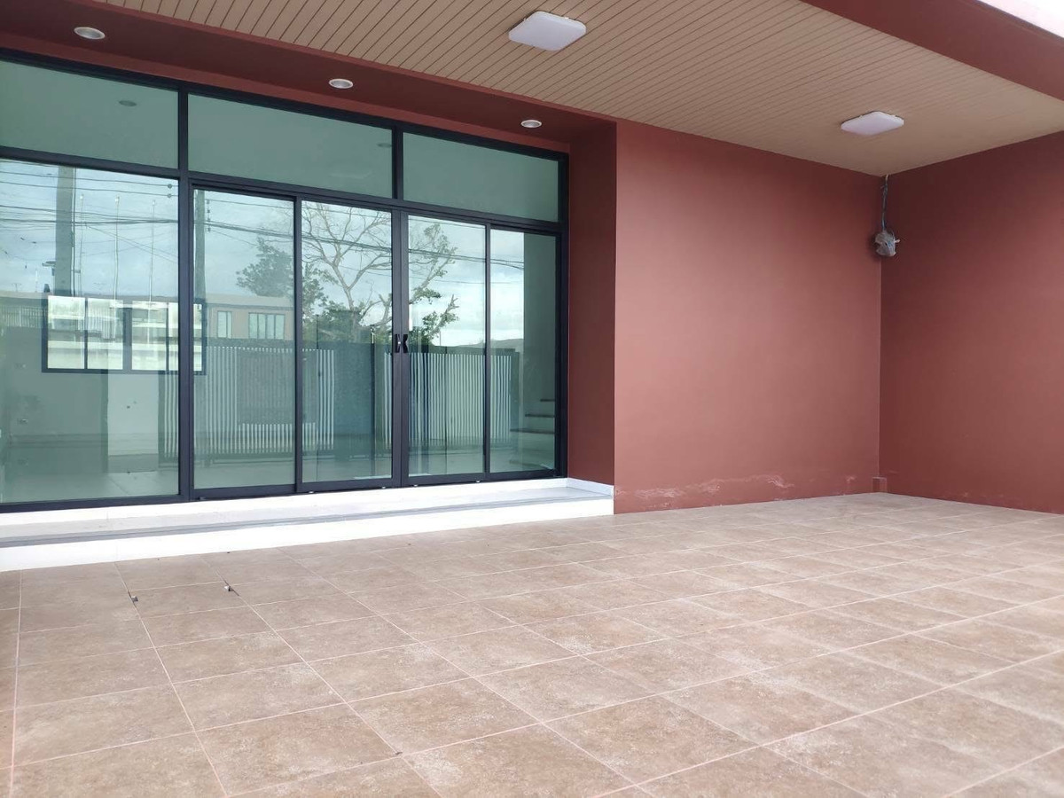 For SaleTownhomeKaset Nawamin,Ladplakao : Townhome Nawamin 70 Soi 6 / 3 Bedrooms (FOR SALE) MNT013