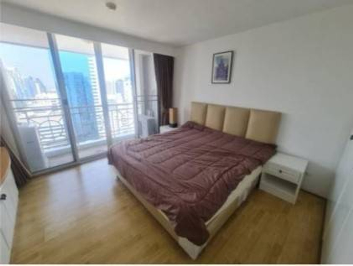 For RentCondoSukhumvit, Asoke, Thonglor : For rent, Asoke Place, cheapest in the Asoke area! 2 bedrooms, 82 sq m., high floor, only 28,000 baht.